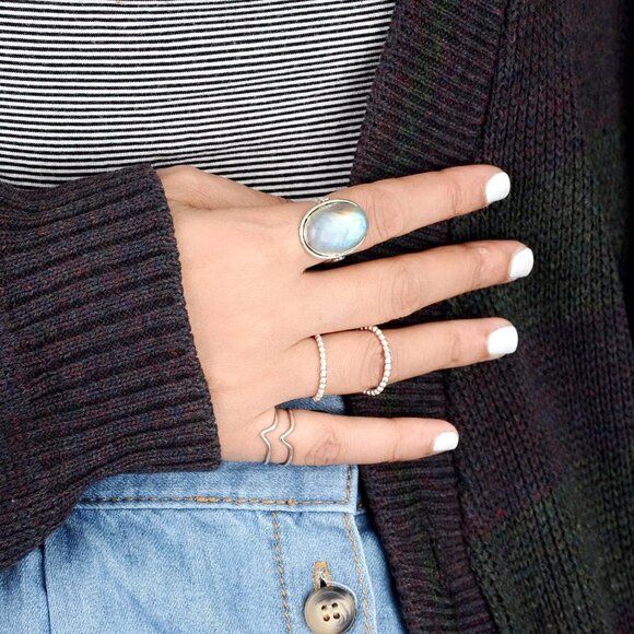 Boho Moonstone Ring Sterling Silver – Boho Magic Jewelry ✨Women Silver Sterling Moonstone Ring Oval Gemstone Comfortable Boho jewelry